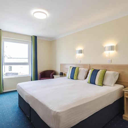 Beausite Hotel Grouville Kültér fotó