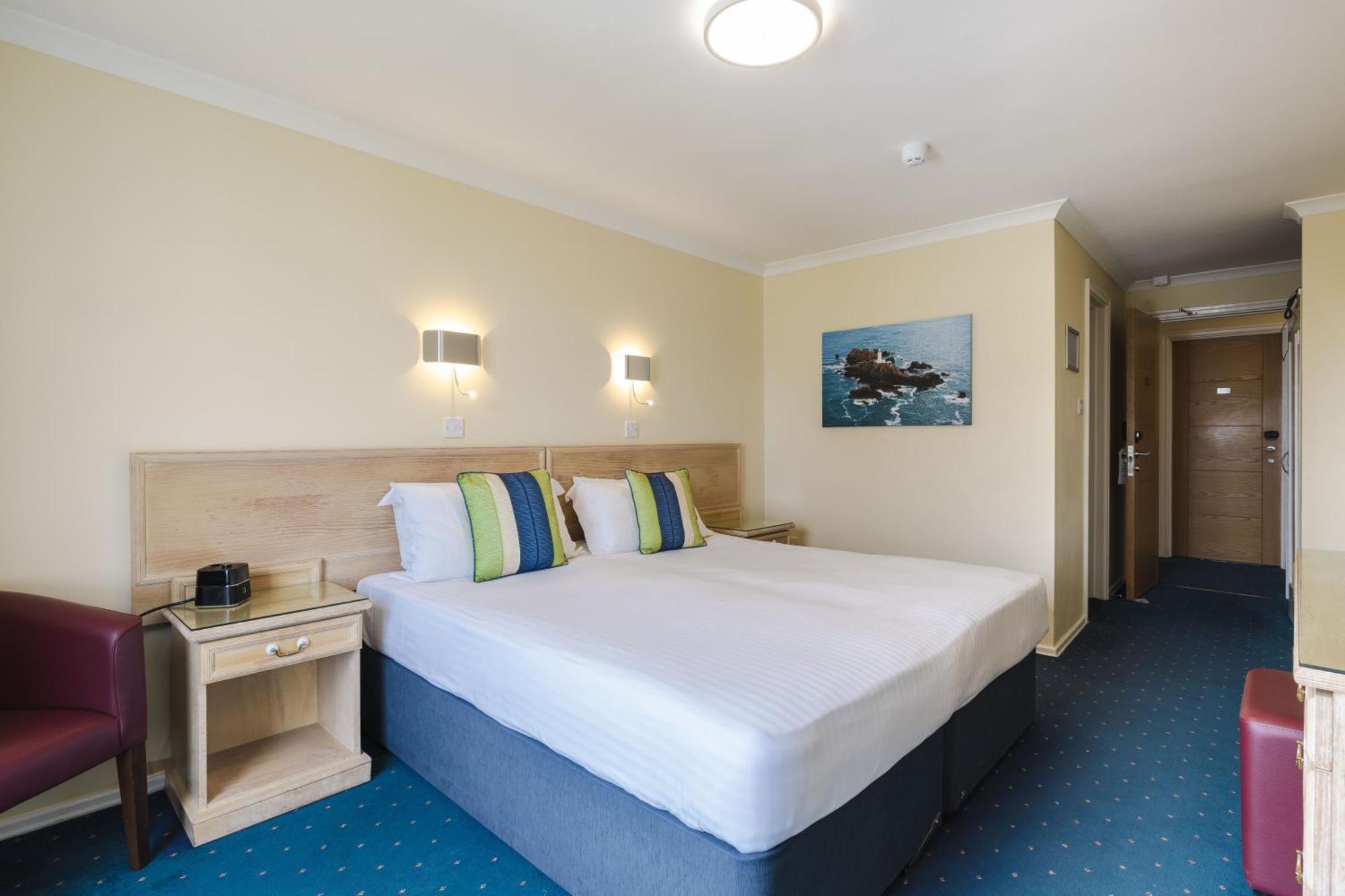 Beausite Hotel Grouville Kültér fotó